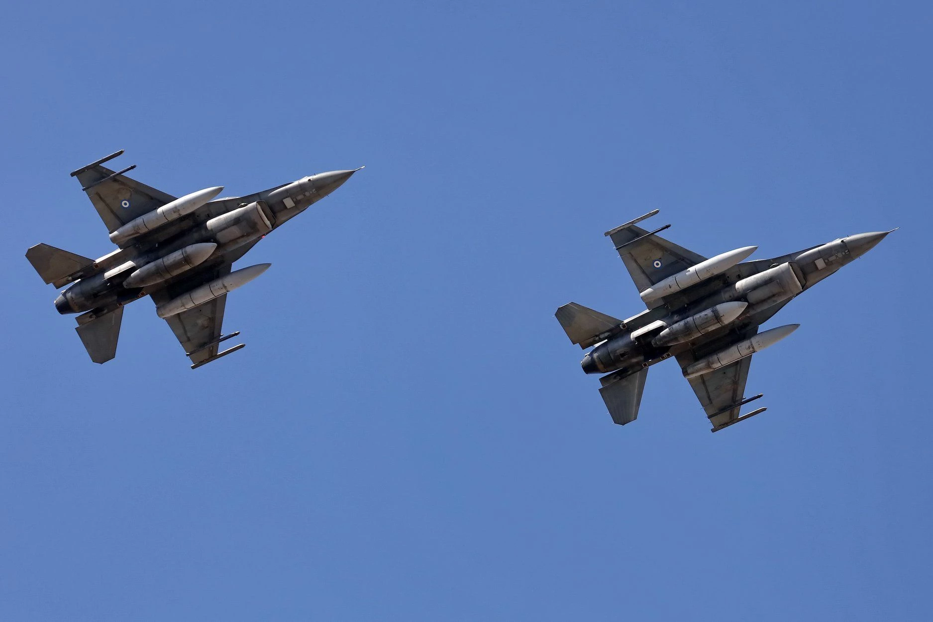 «Πόλεμος» για τα F-16 στην Κύπρο – Εκτός των Τούρκων ενοχλήθηκε και το ΑΚΕΛ: «Τα Ελληνικά μαχητικά έκαναν υπερπτήσεις»!